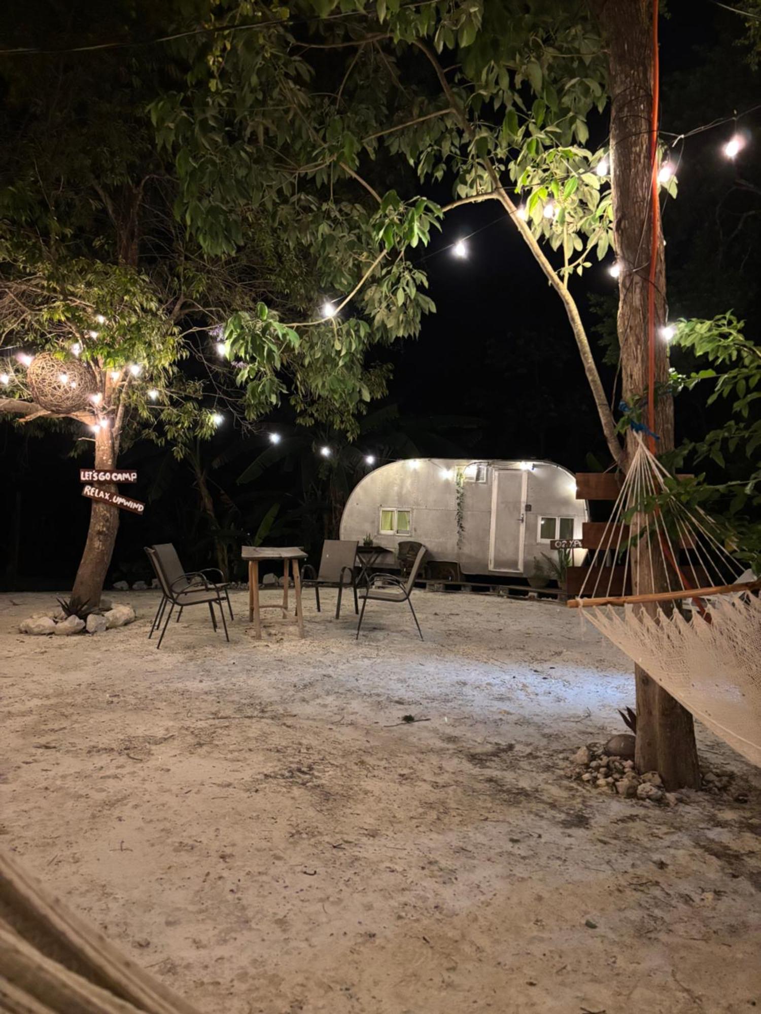 Hotel Momotoh Camper à Xpujil Extérieur photo